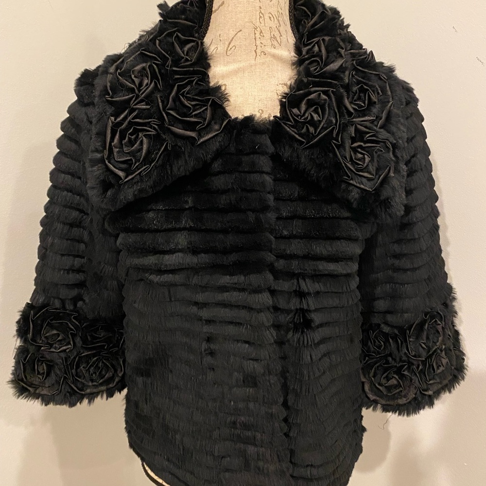 Diana Rosh New York Black Rabbit and Rossette Fur coat Size Medium